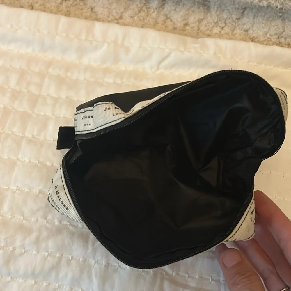💥2/$10 Jo Malone London small zipper pouch